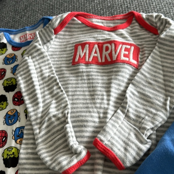 Marvel Amazon Essentials baby pajamas, set of 3, size 6 months - Picture 3 of 6